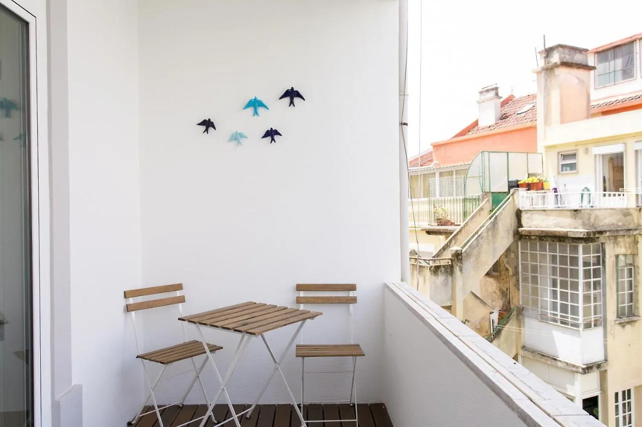 Апартаменты Lisbon Luxury Retreat! 2 Suites, Balcony & Views!!