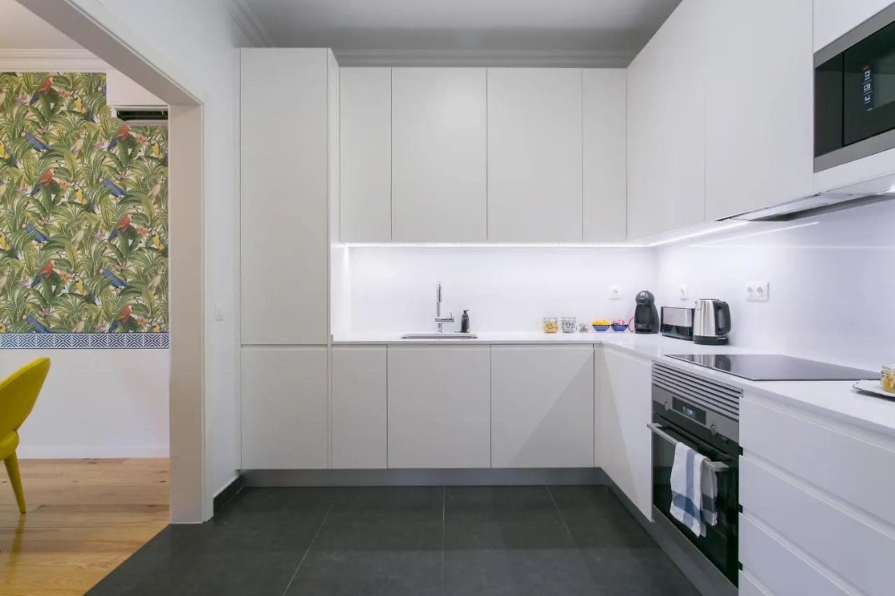 公寓 Lisbon Luxury Retreat! 2 Suites, Balcony & Views!! 葡萄牙